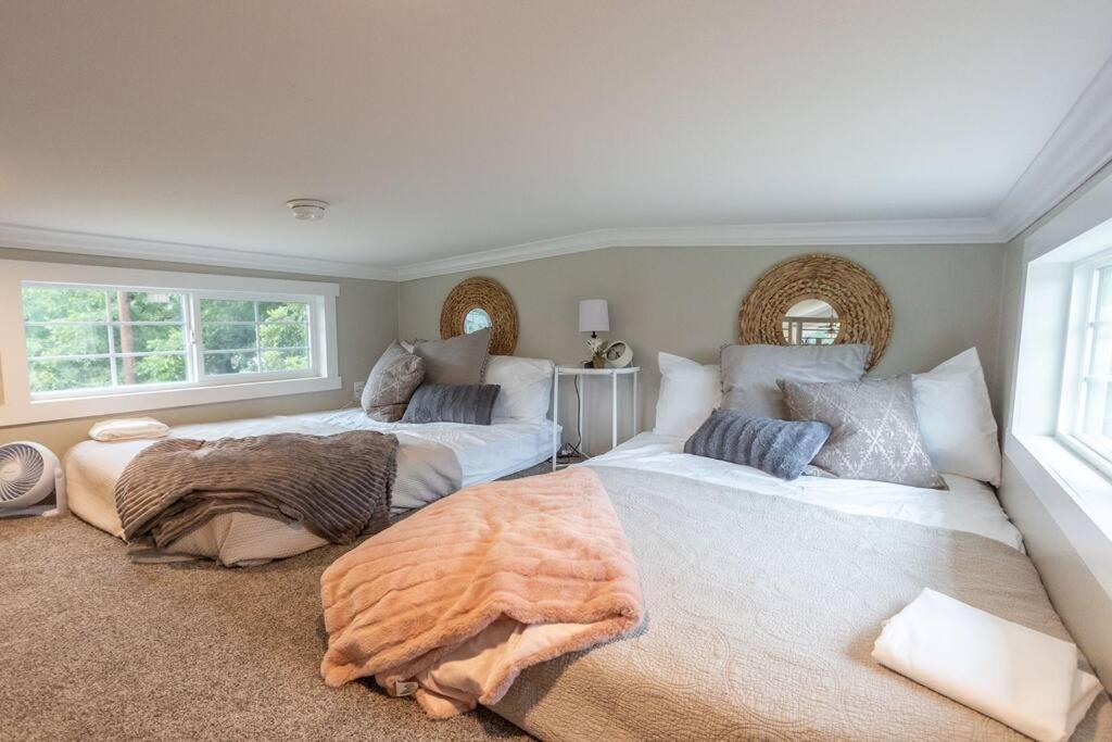 Pet Friendly Tiny House Rental With New Access To Guadalupe River Nbtx Нью Браунфелс Экстерьер фото